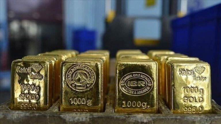Altının kilogram fiyatı 6 milyon 965 bin liraya yükseldi